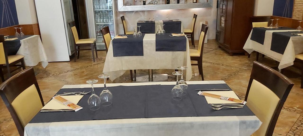 Hotel Piazza Risorgimento 3*